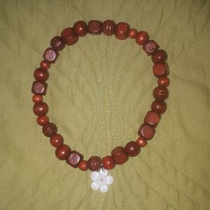 Wooden bead & flower choker